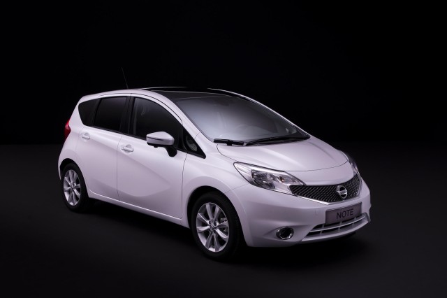 Nissan Note 2013-2.jpg